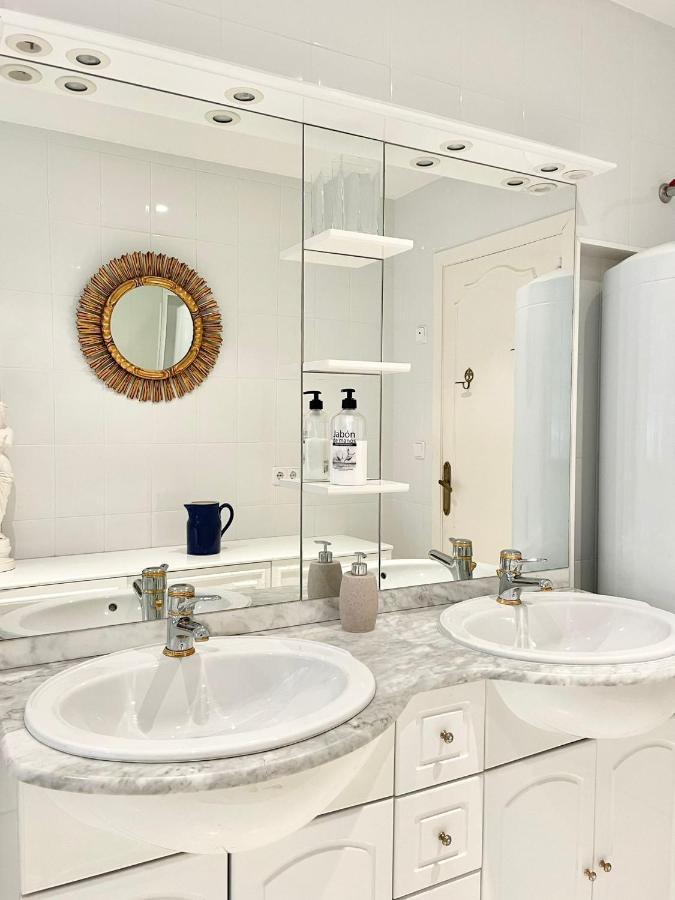 Luxury Family Apartment In Roses Exterior photo